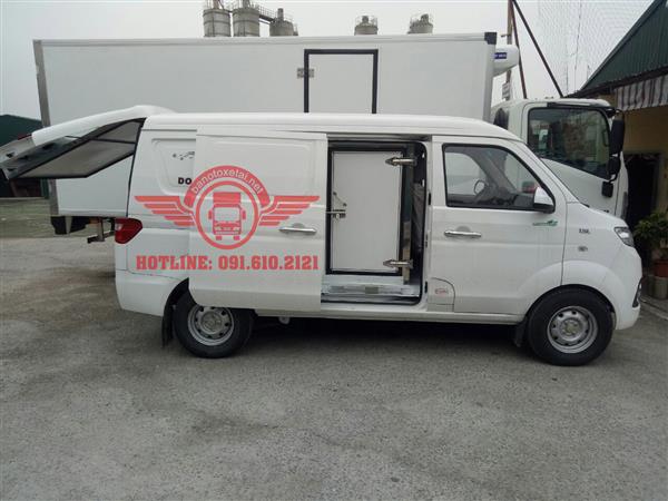 Xe tải Van Dongben X30-V2 2 chỗ thùng đông lạnh