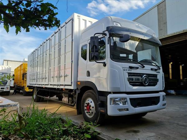 Xe tải Dongfeng D12 thùng kín container chở pallet cấu kiện điện tử