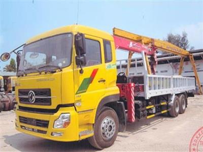 Xe tải Dongfeng gắn cẩu Unic 8 tấn