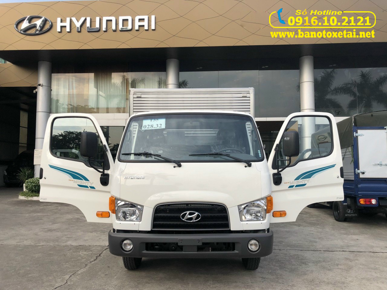 Hyundai 110XL 7 tấn thùng 6m3 động cơ D4GA